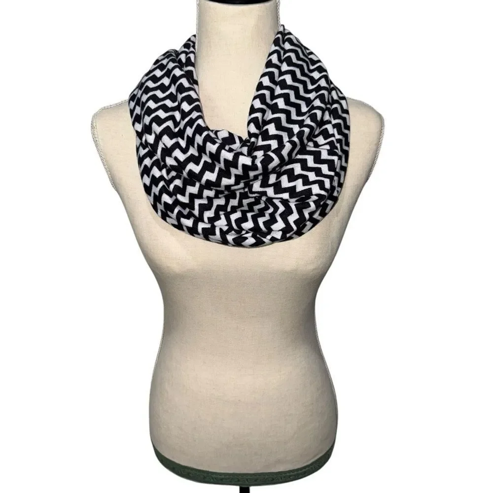 NWT Black and White Eternity Infinity Scarf ONE SIZE 6 ways to wear it